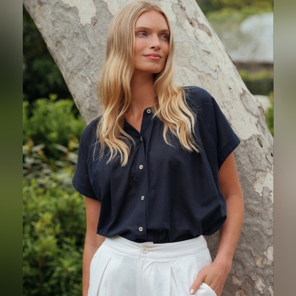 Jenni Kayne Tops - Jenni Kayne Willow Blouse in Black SZ SMALL